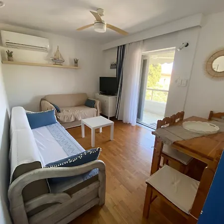 بيت للعطل Irini Seaside *