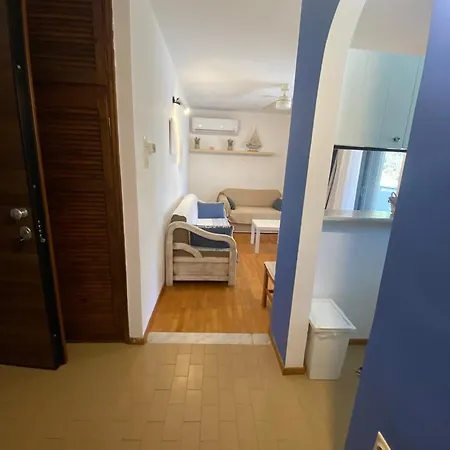 Irini Seaside بيت للعطل