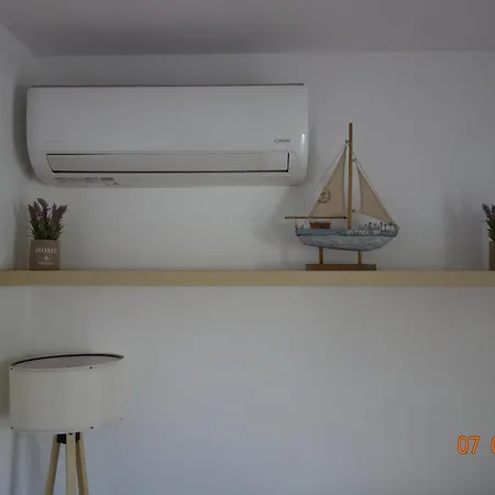 Irini Seaside Feriehus